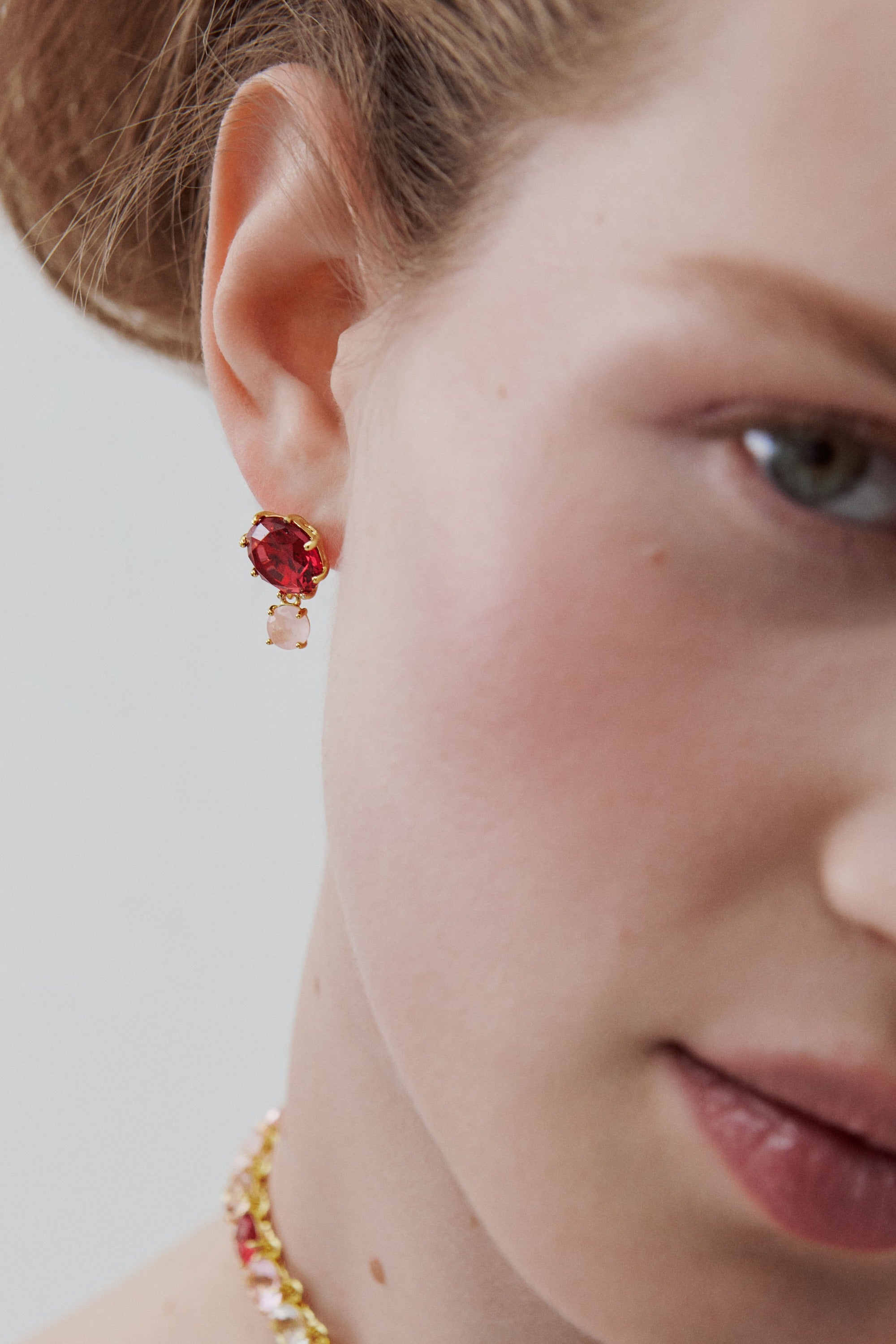 Two-stone dark pink and light pink Diamantine earrings