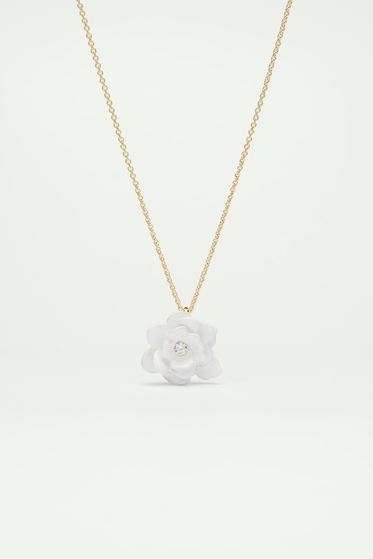 Gardenia and cut glass stone fine necklace