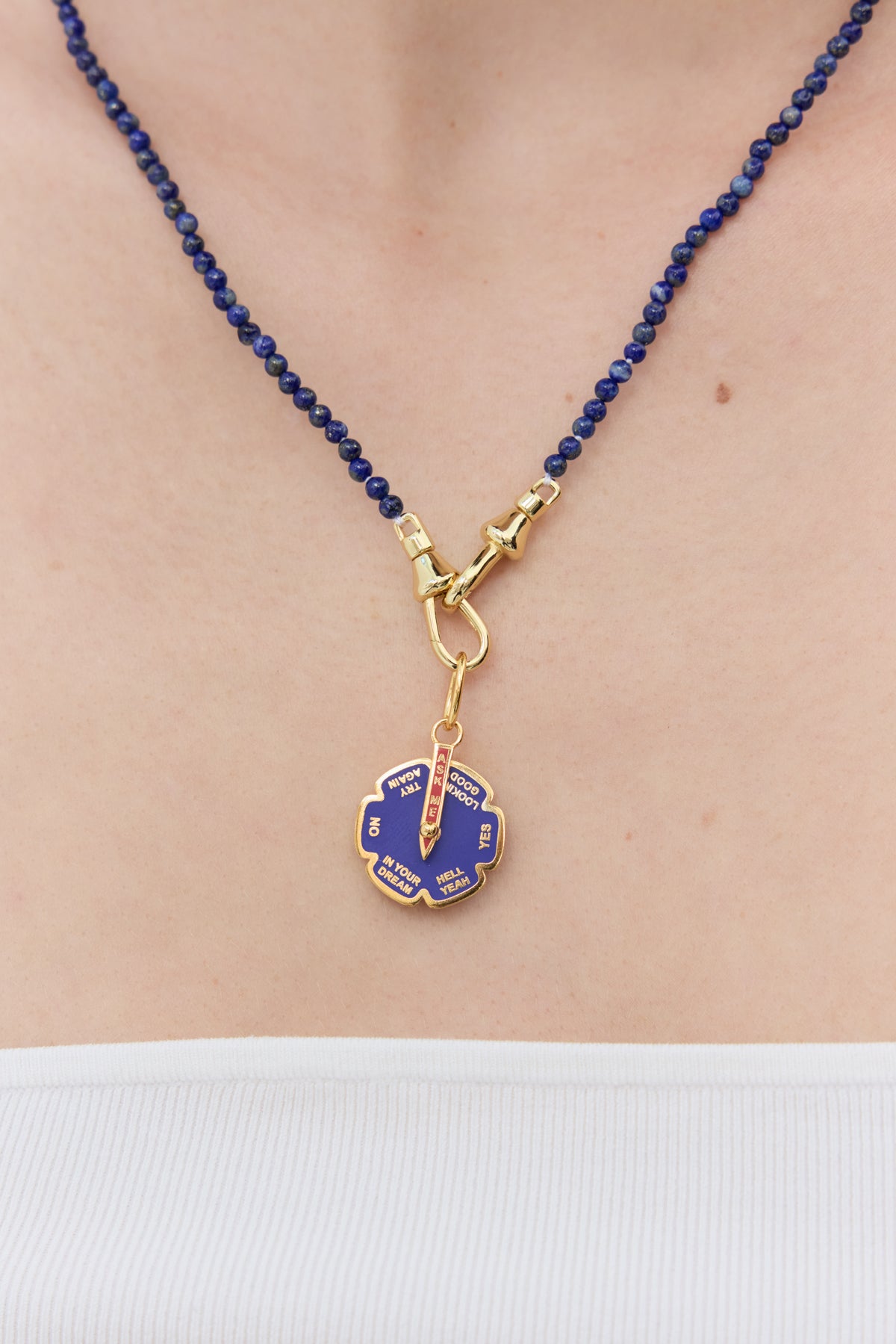 Collar fino de perlas azules de lapislázuli