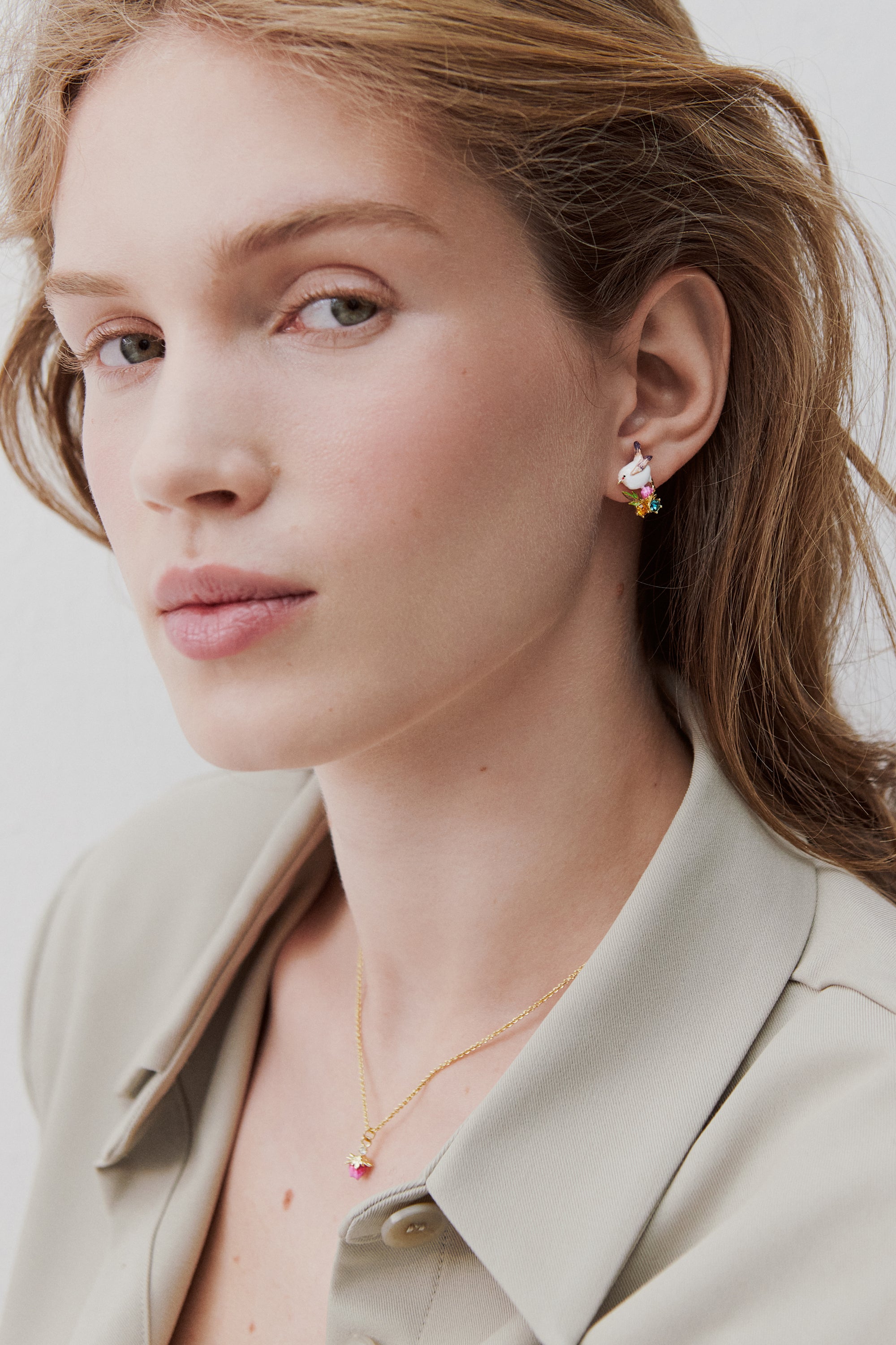 Snow bunting post earrings with rosebud and crystals