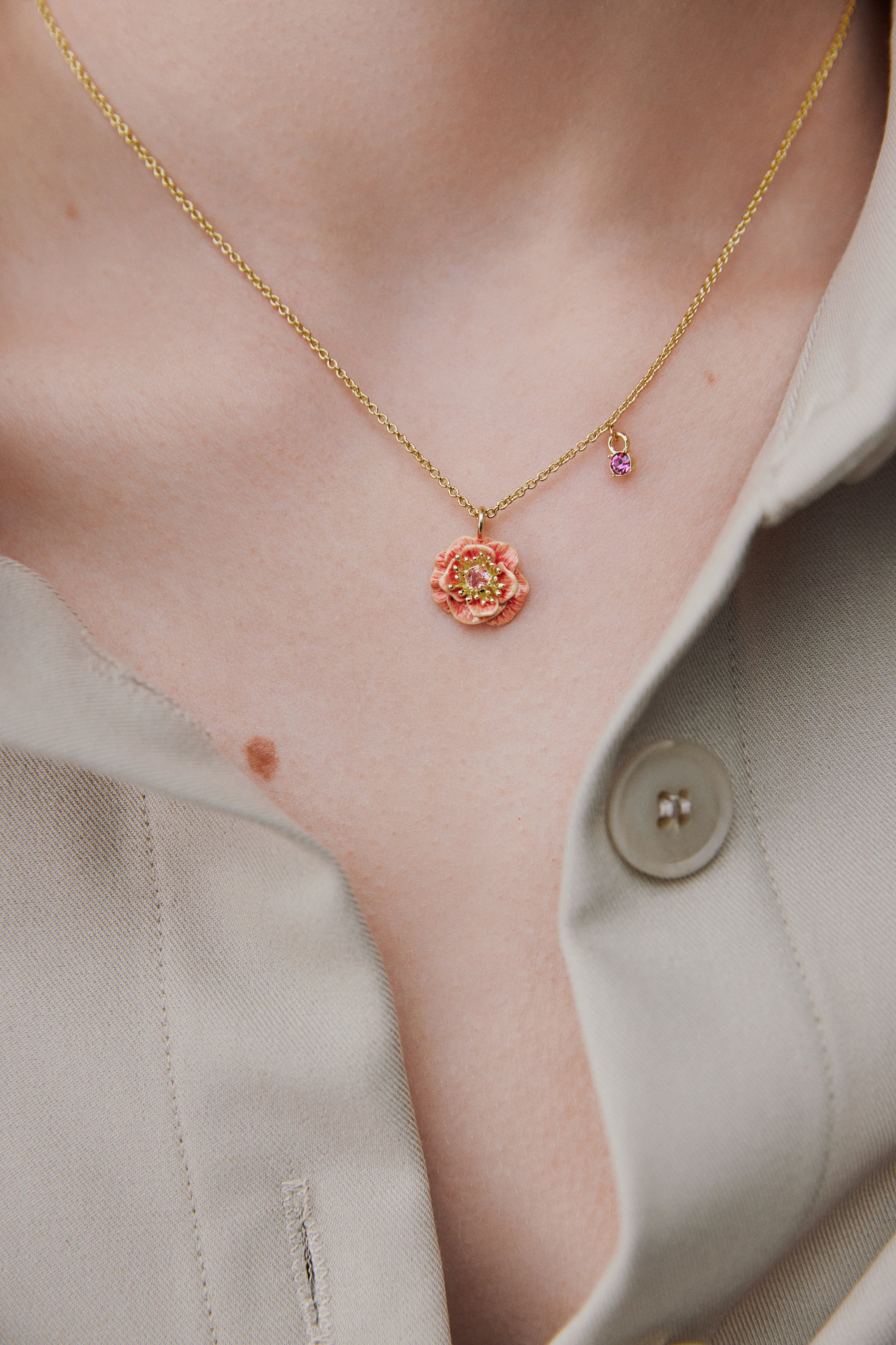 Pink anemone and crystal pendant necklace