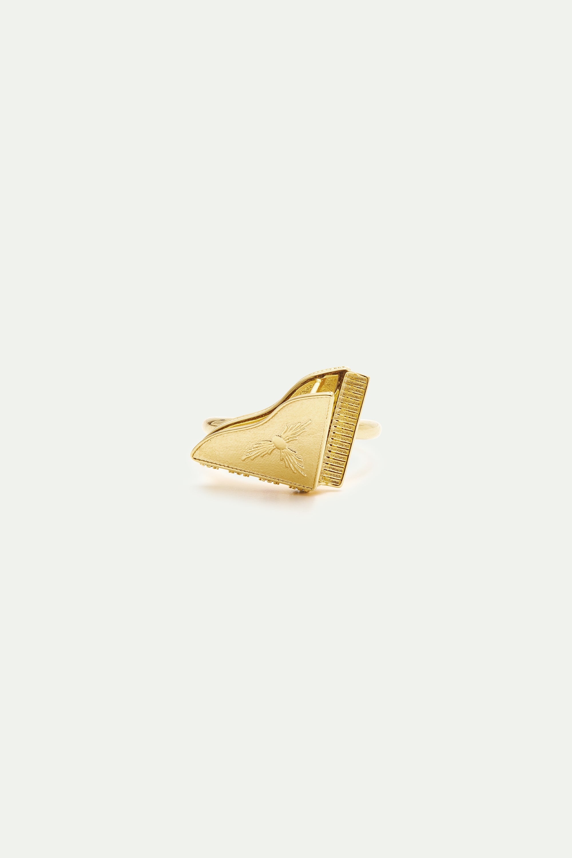 Gold piano ring