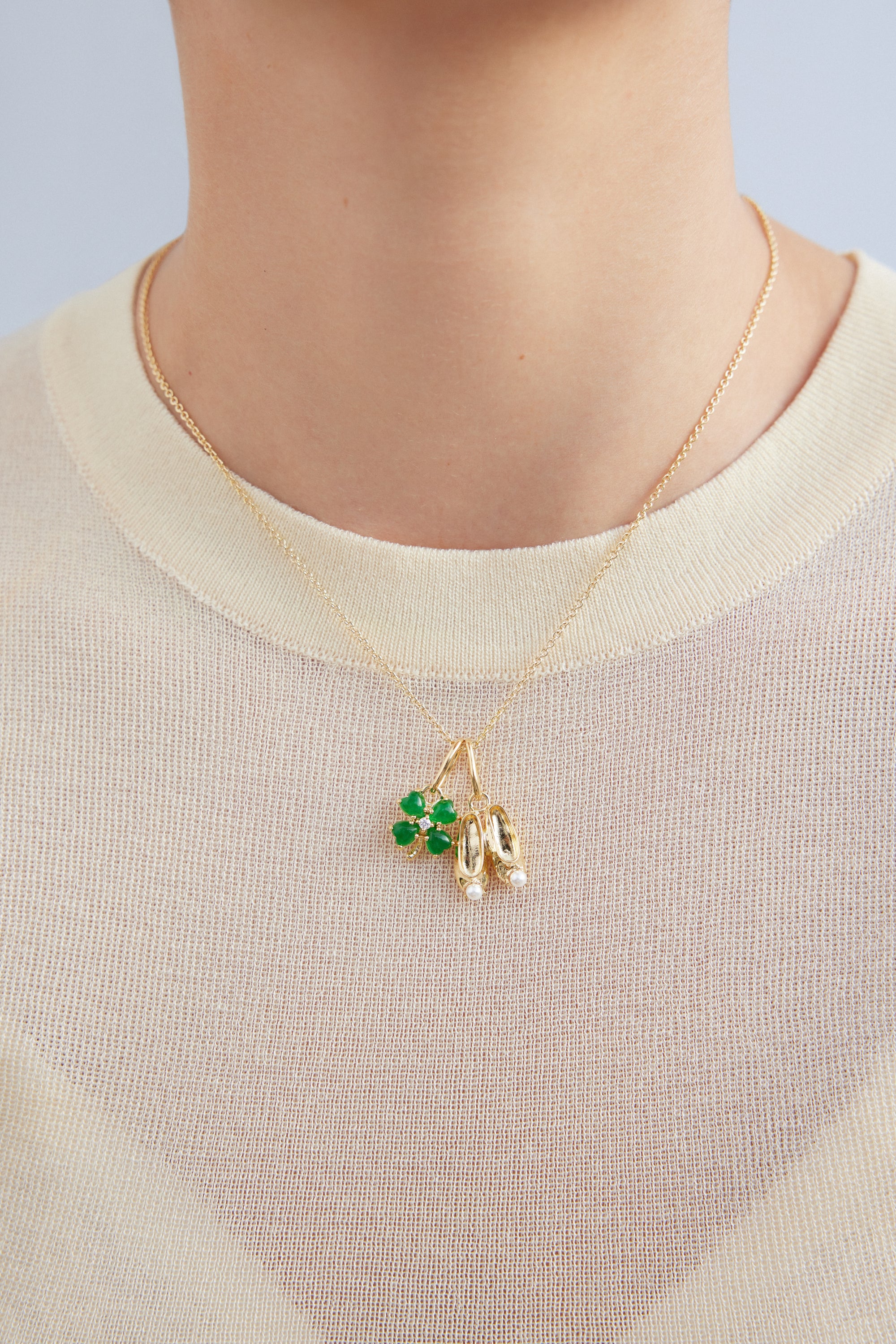 Four leaf clover pendant, Luck and Optimism