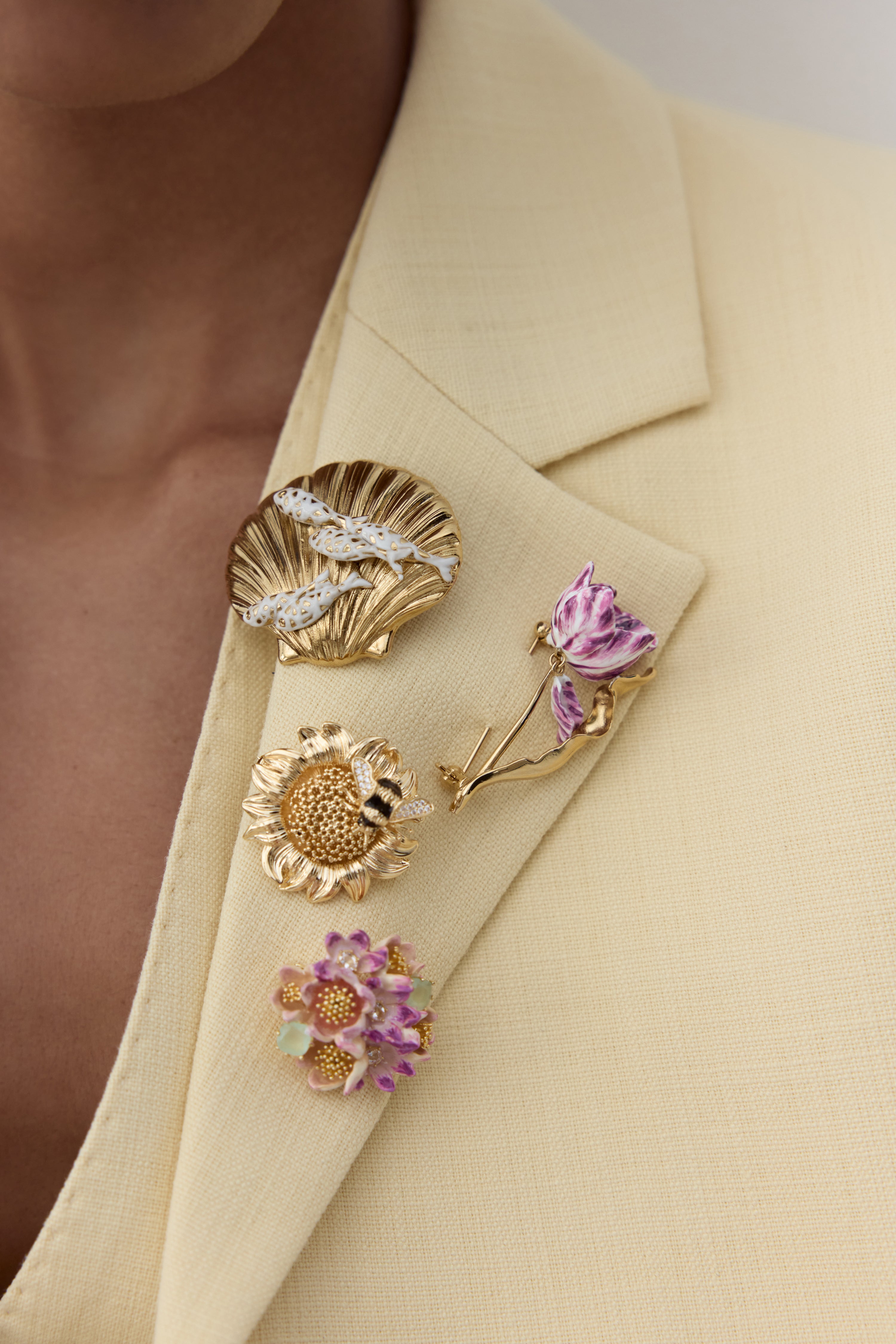 Purple tulip brooch