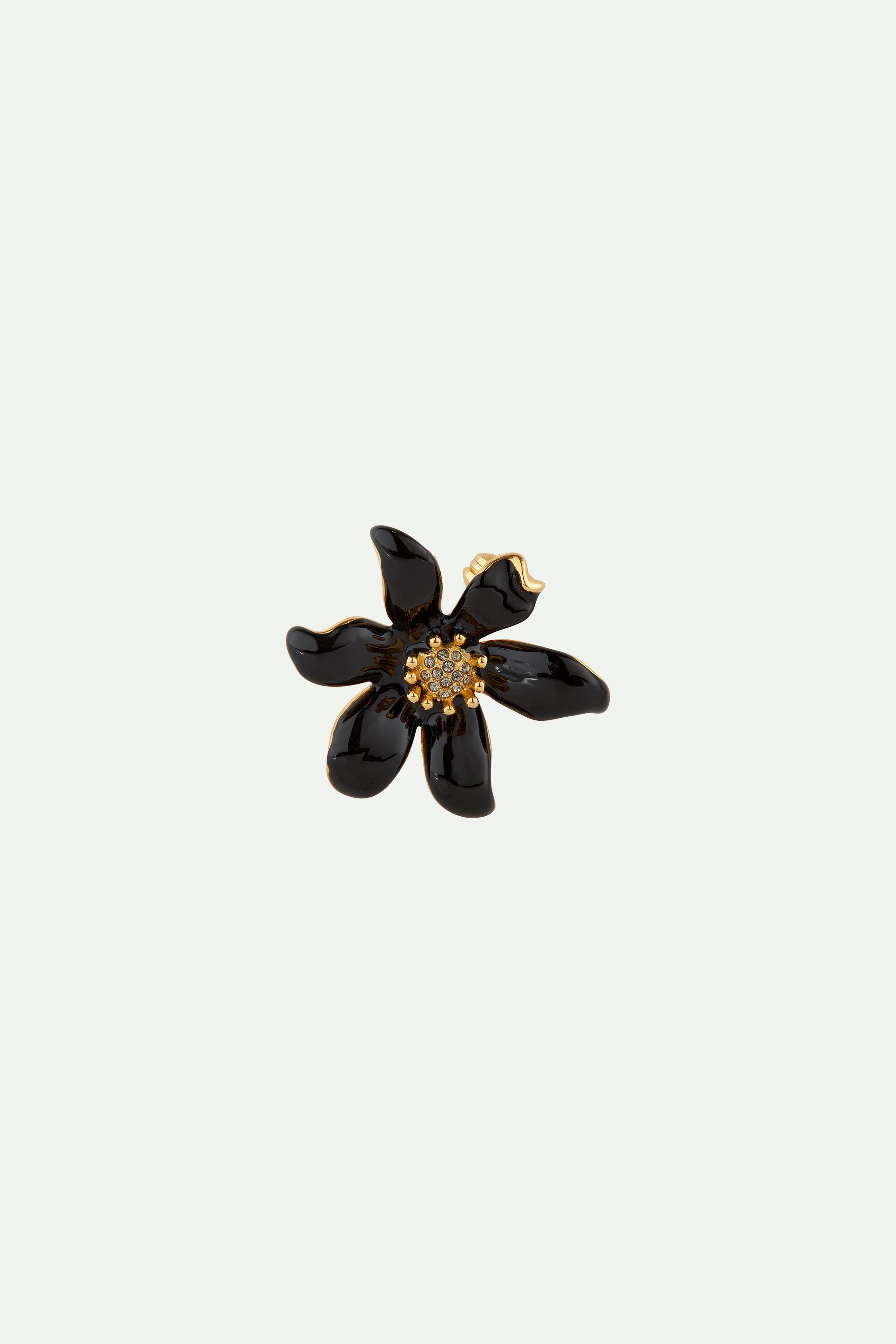 Lily brooch