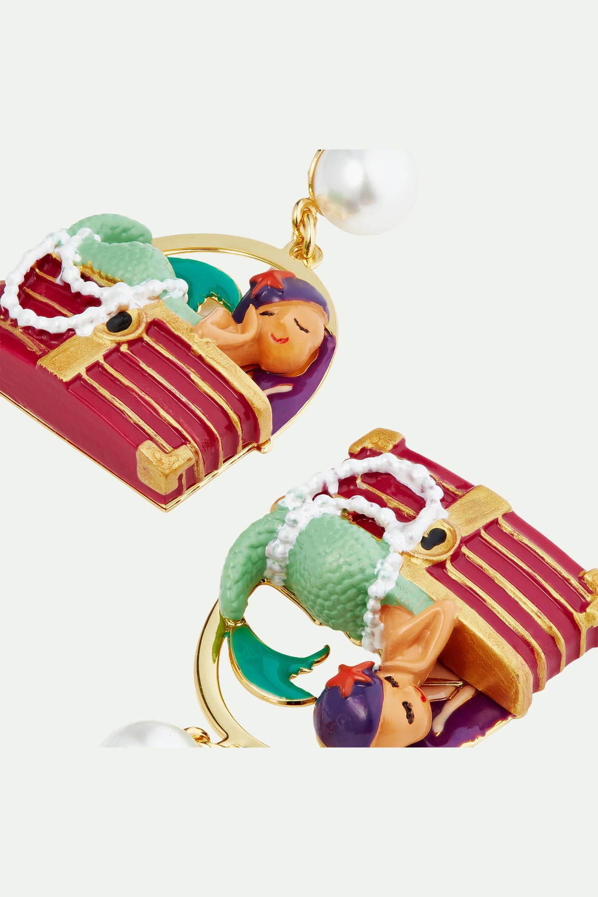 Pendientes sirena y cofre del tesoro