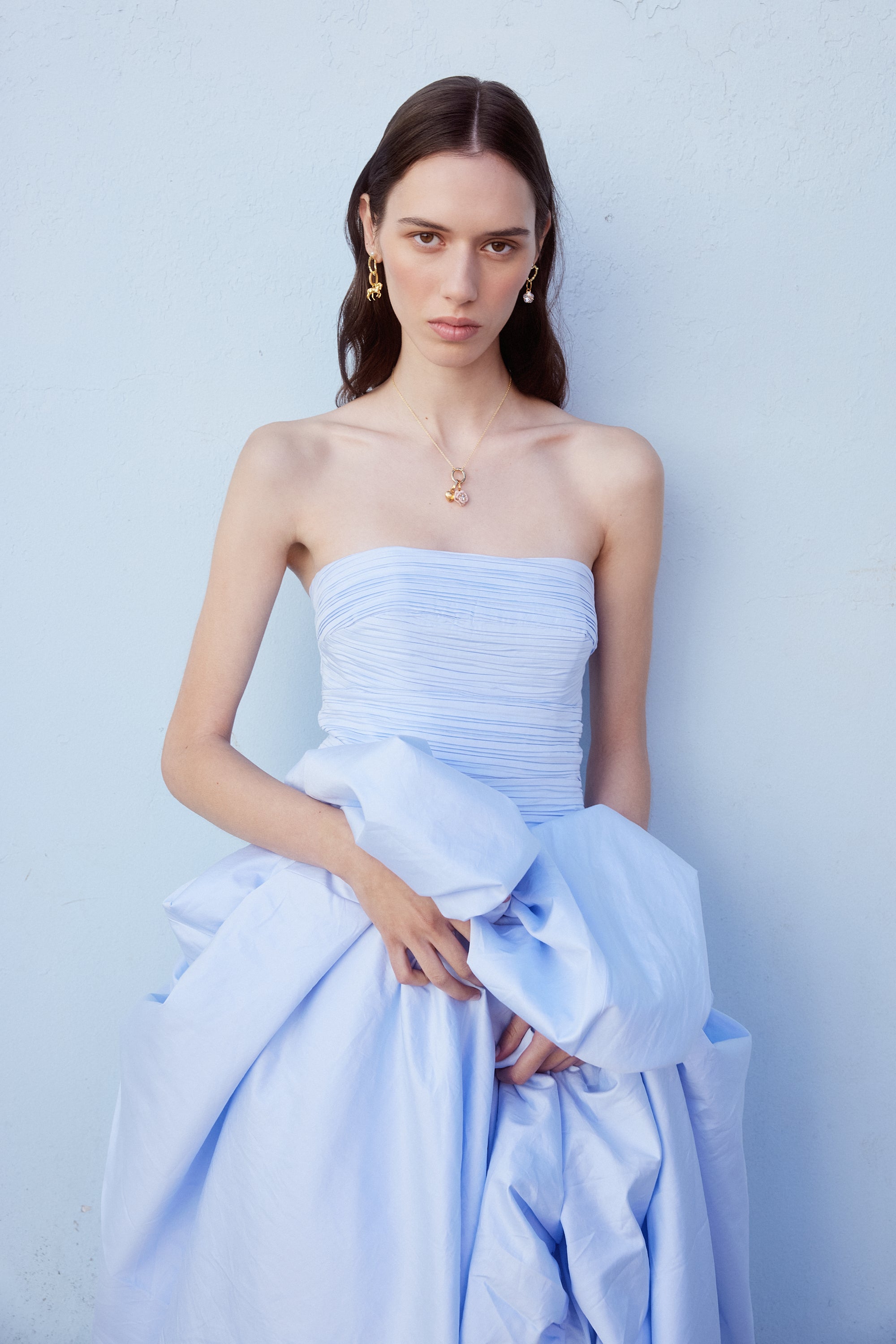 Colgante Caballo dorado, Pasión y curiosidad