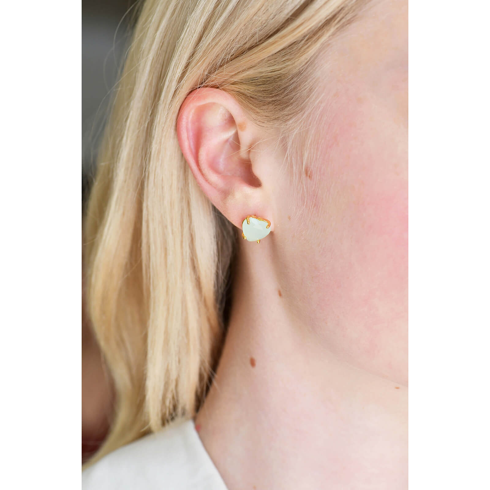 Green Heart Stone La Diamantine Stud Earrings