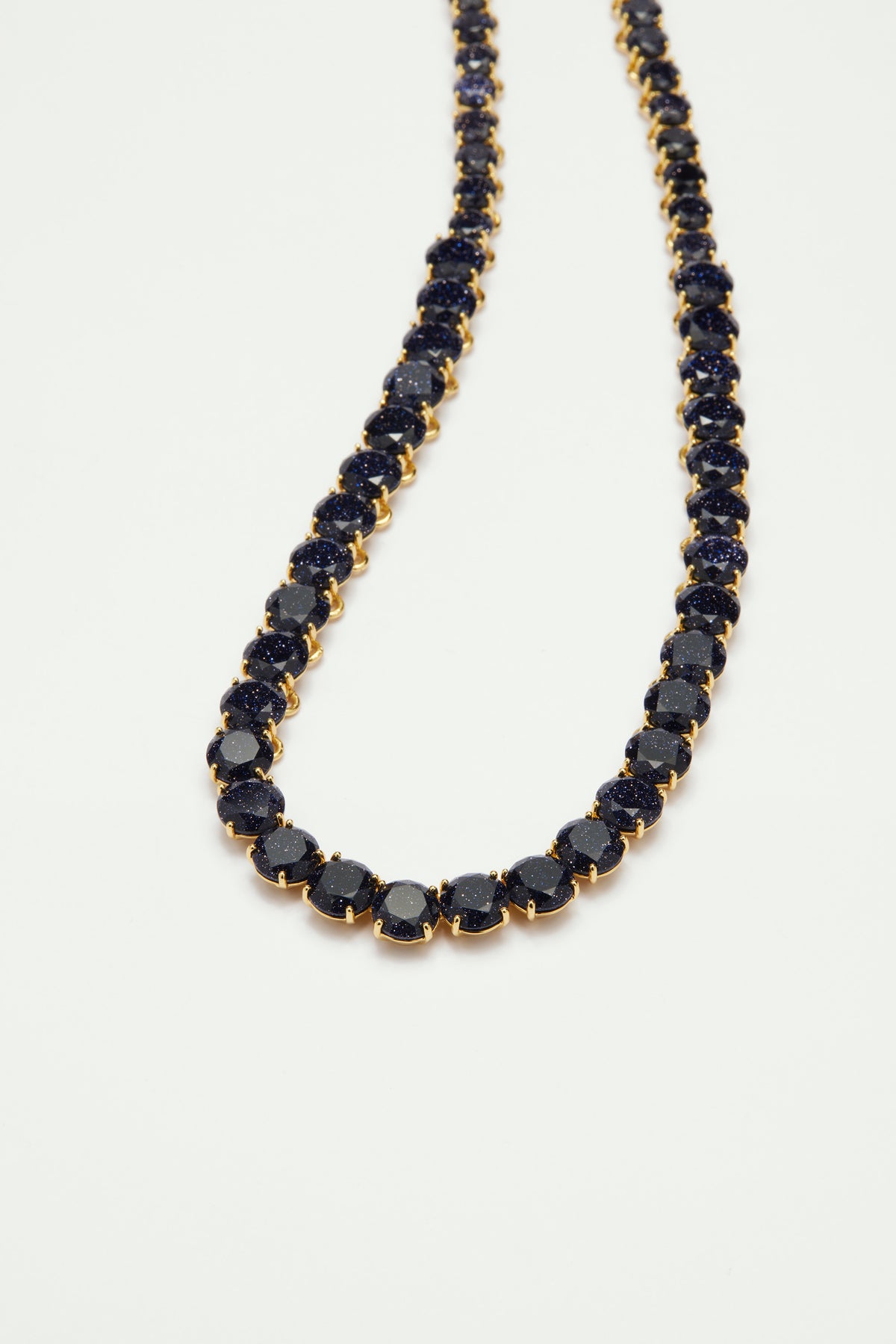 Collar Choker Piedras Redondas La Diamantine Azul Oscuro con Lentejuelas