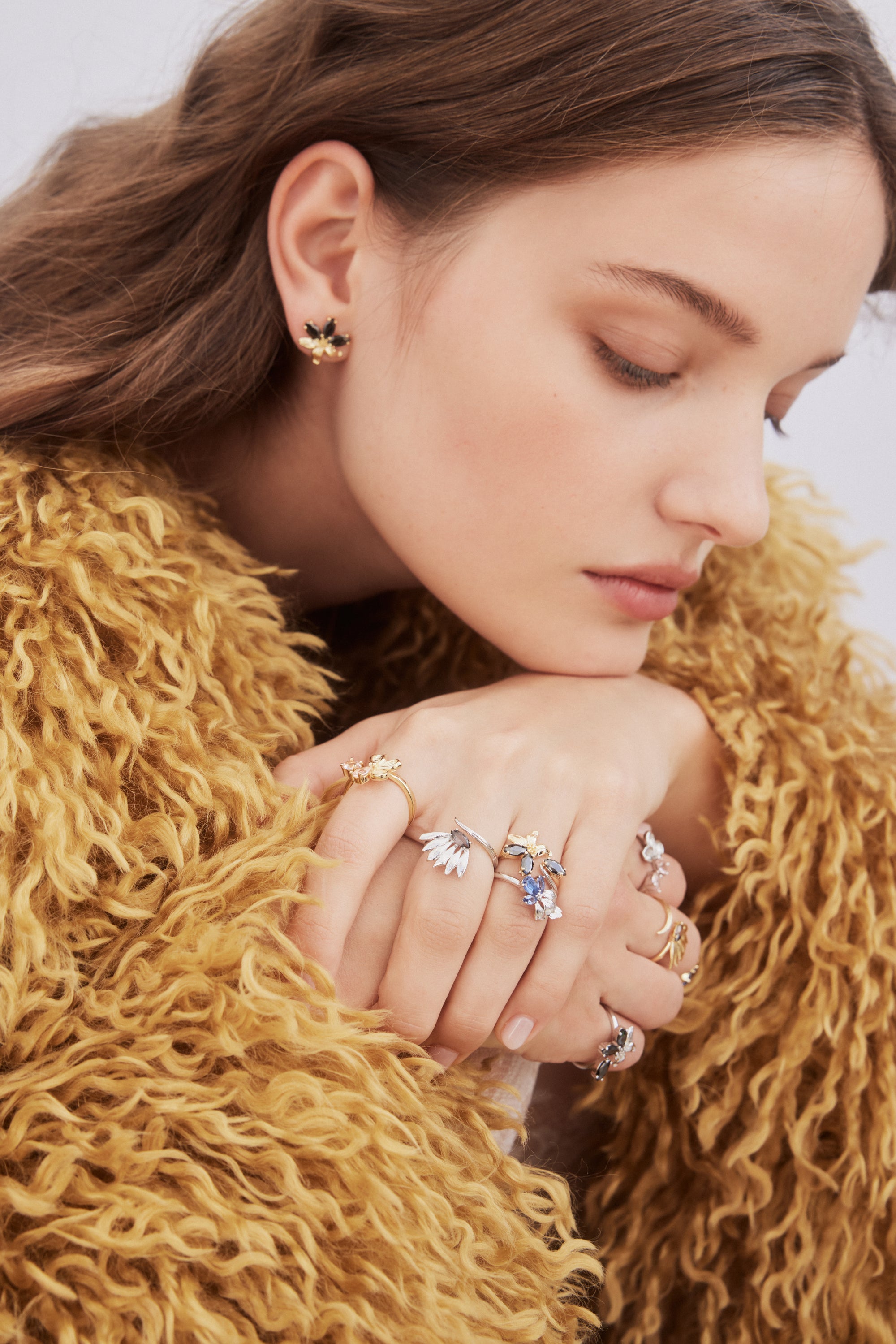 Adjustable gold ring with cherry blossom and pink stones