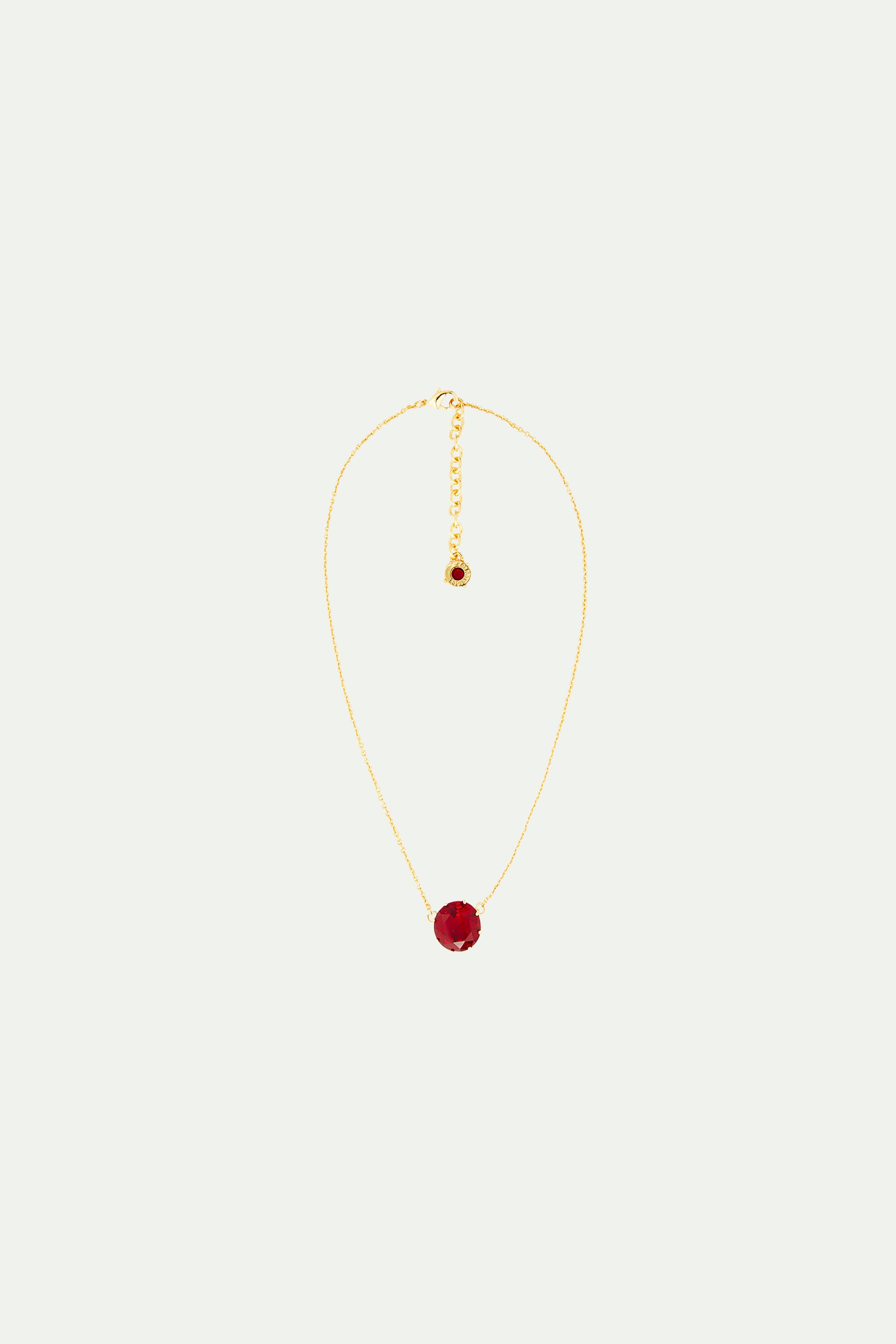 Garnet red diamantine Round pendant necklace