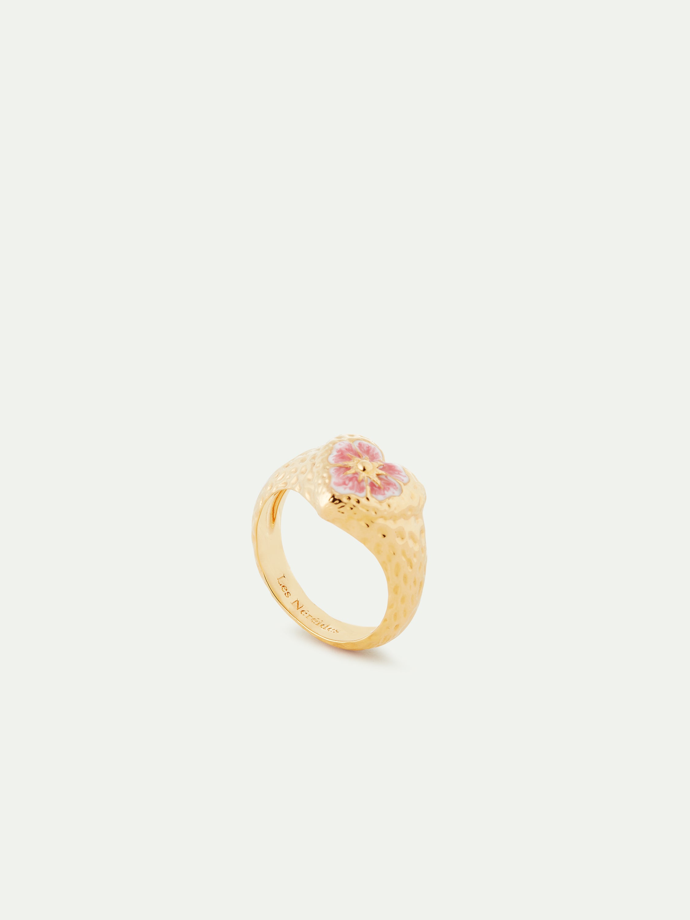 Heart and pansy flower cocktail ring