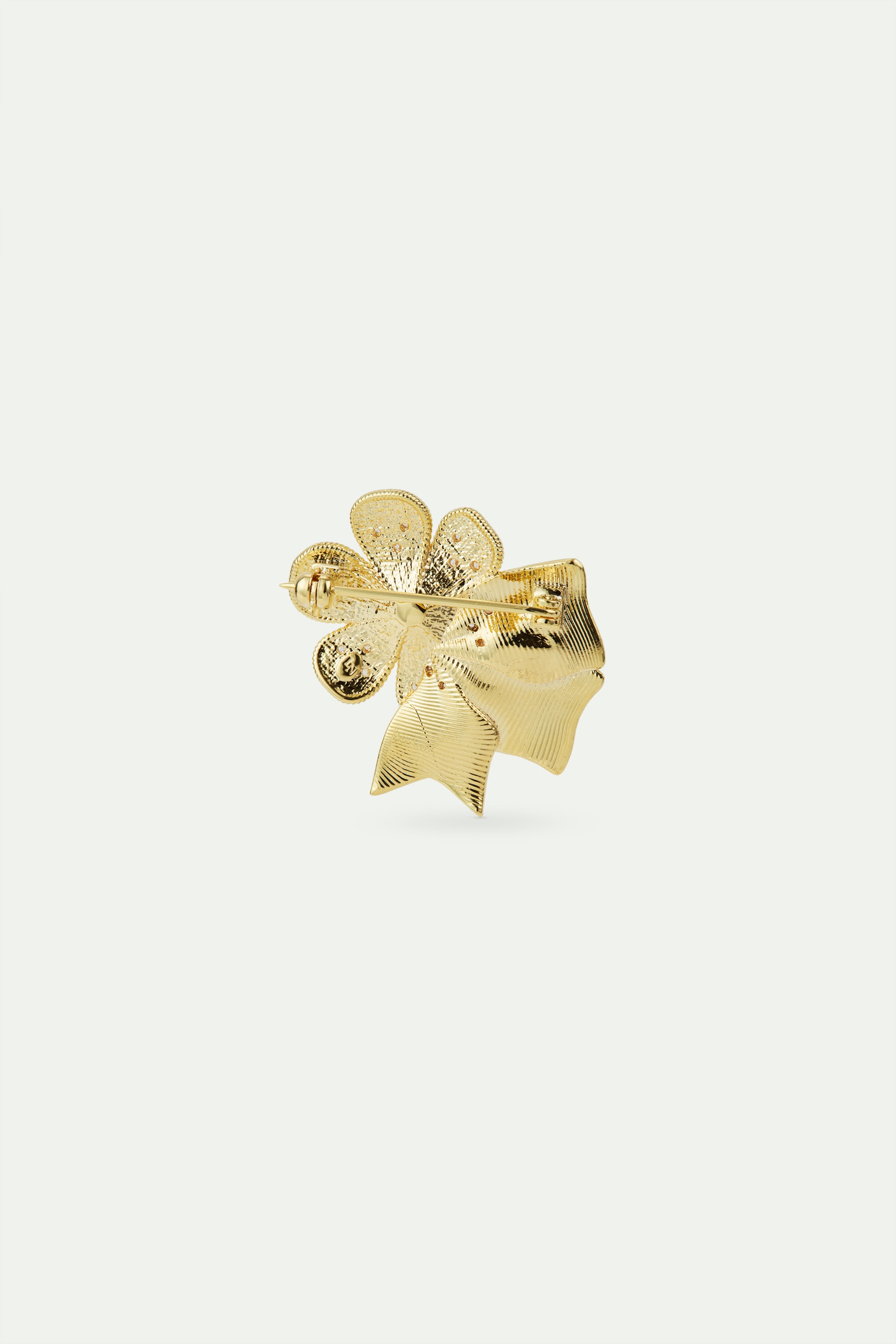 Broche flor de latón dorado y perla fantasía