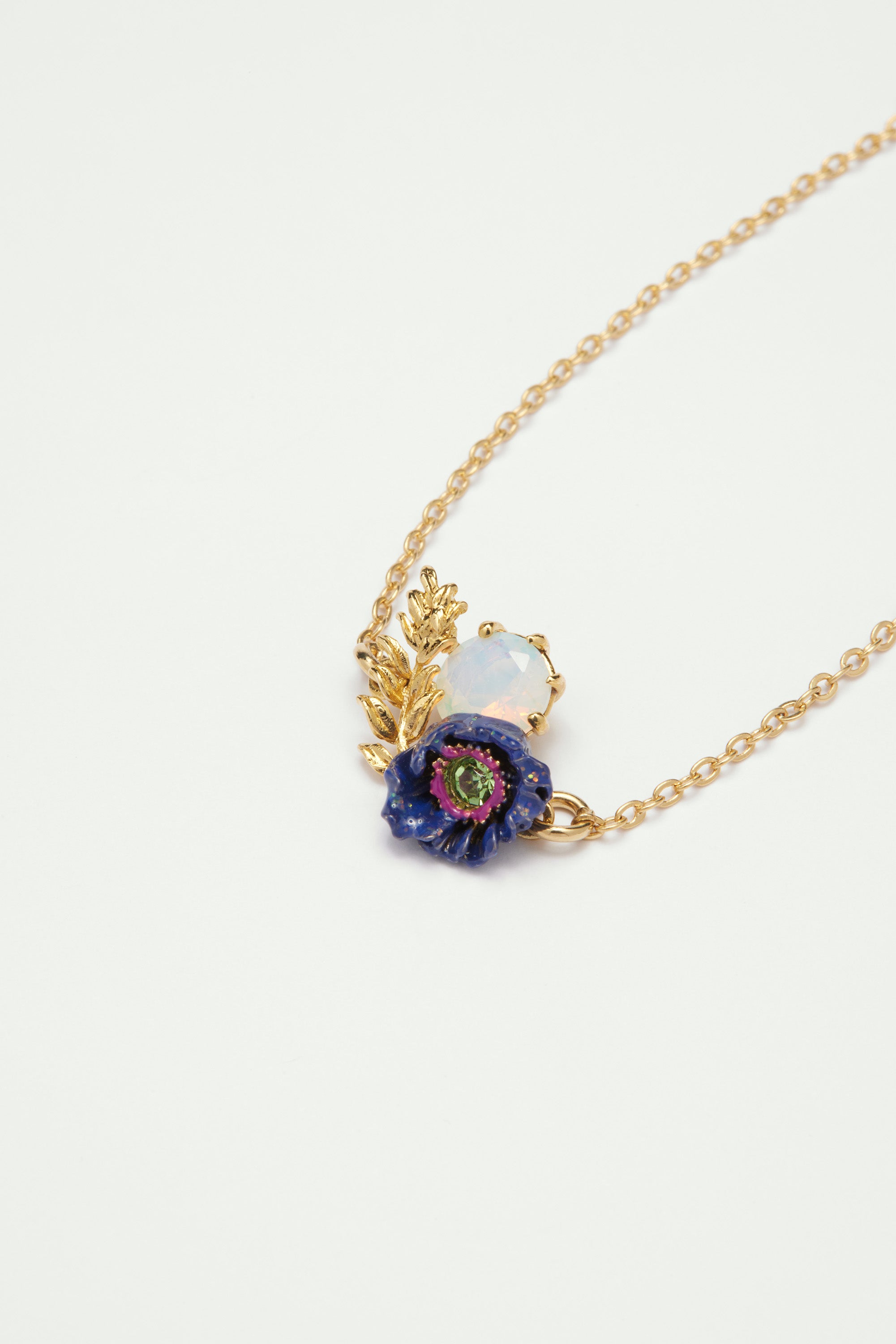 Anemone flower and crystal fine bracelet