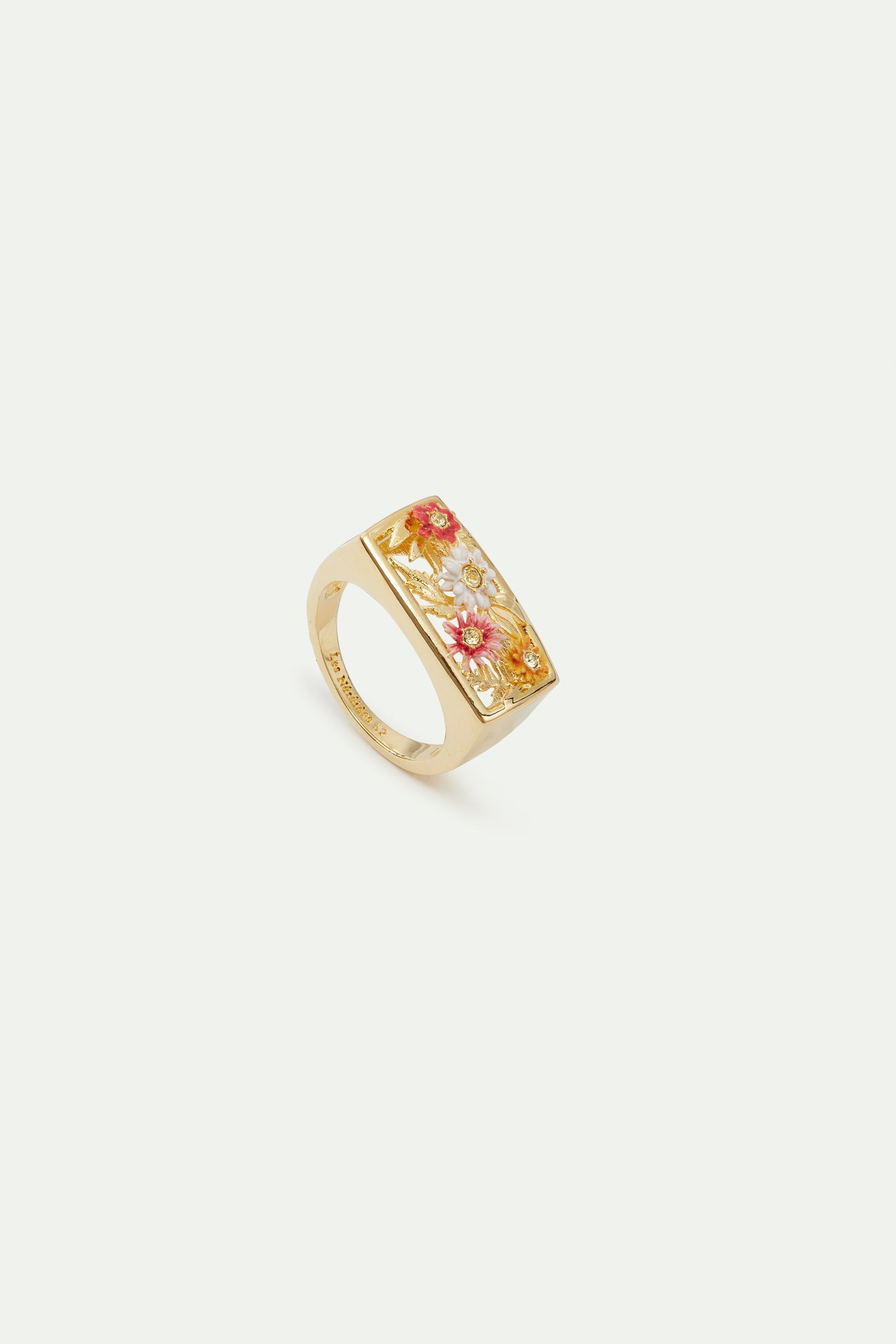 Gold-plated signet ring with zinnias