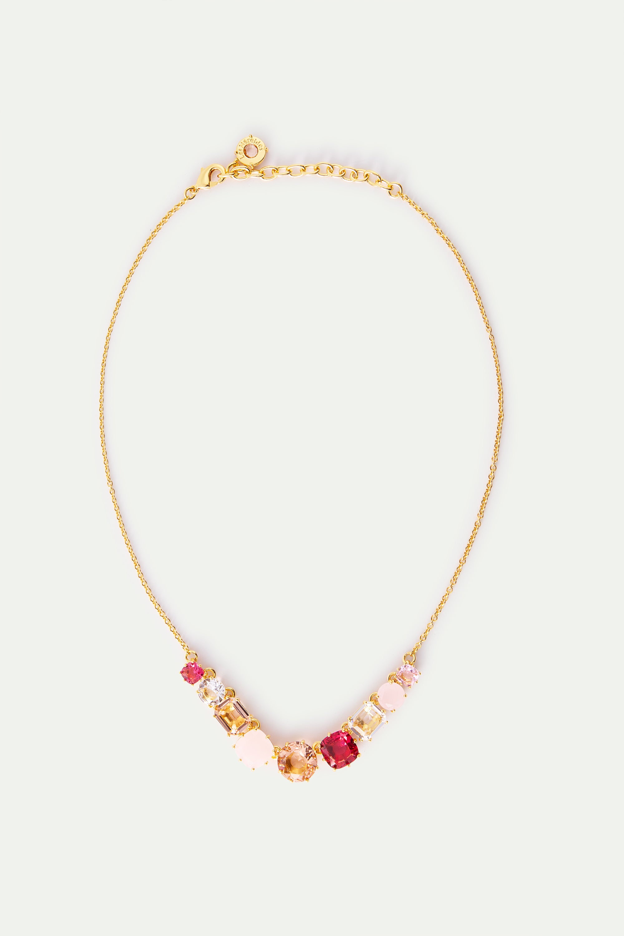 Fine Diamantine necklace with 9 Rosa Centifolia stones