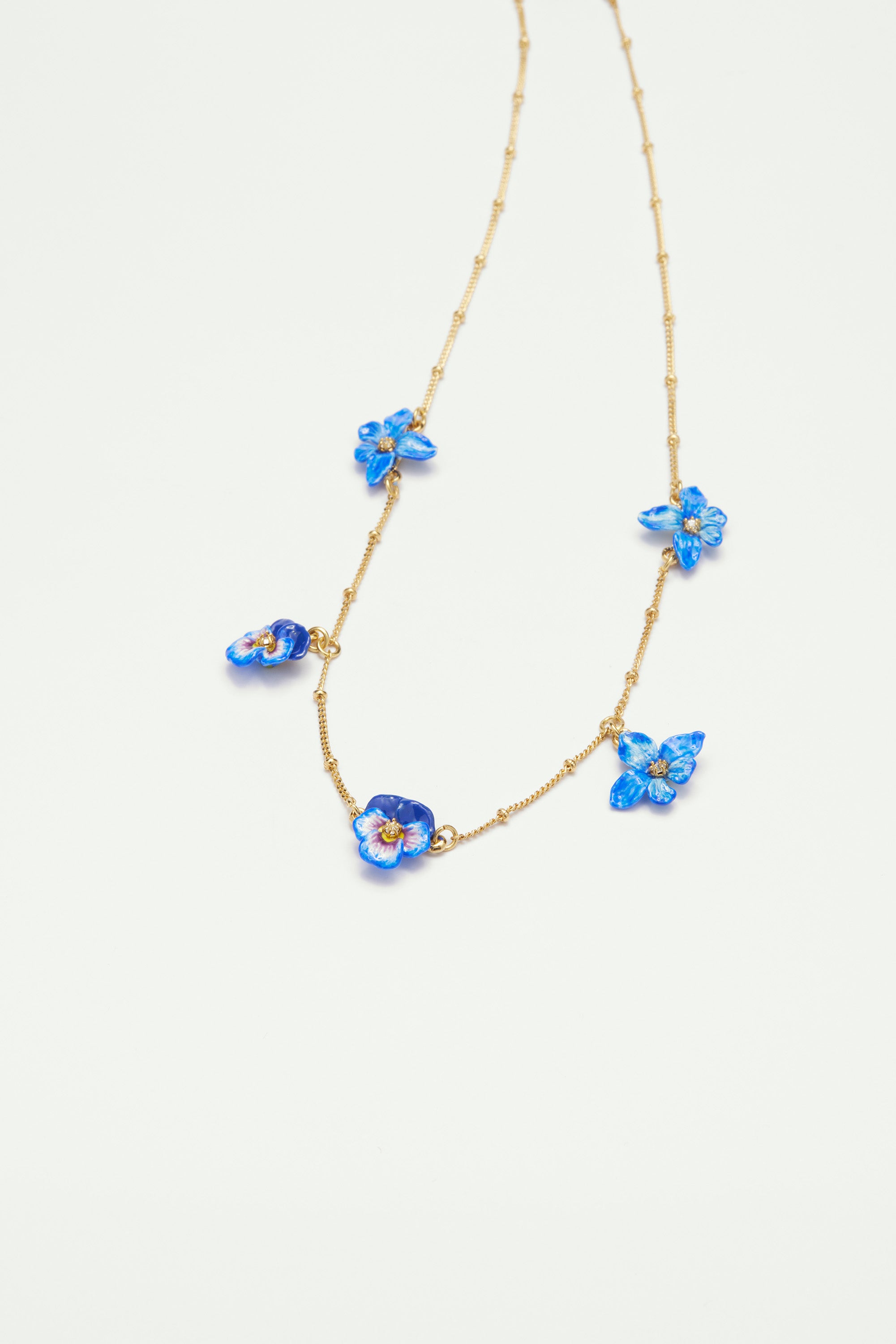 Violet, pansy and golden beads thin necklace