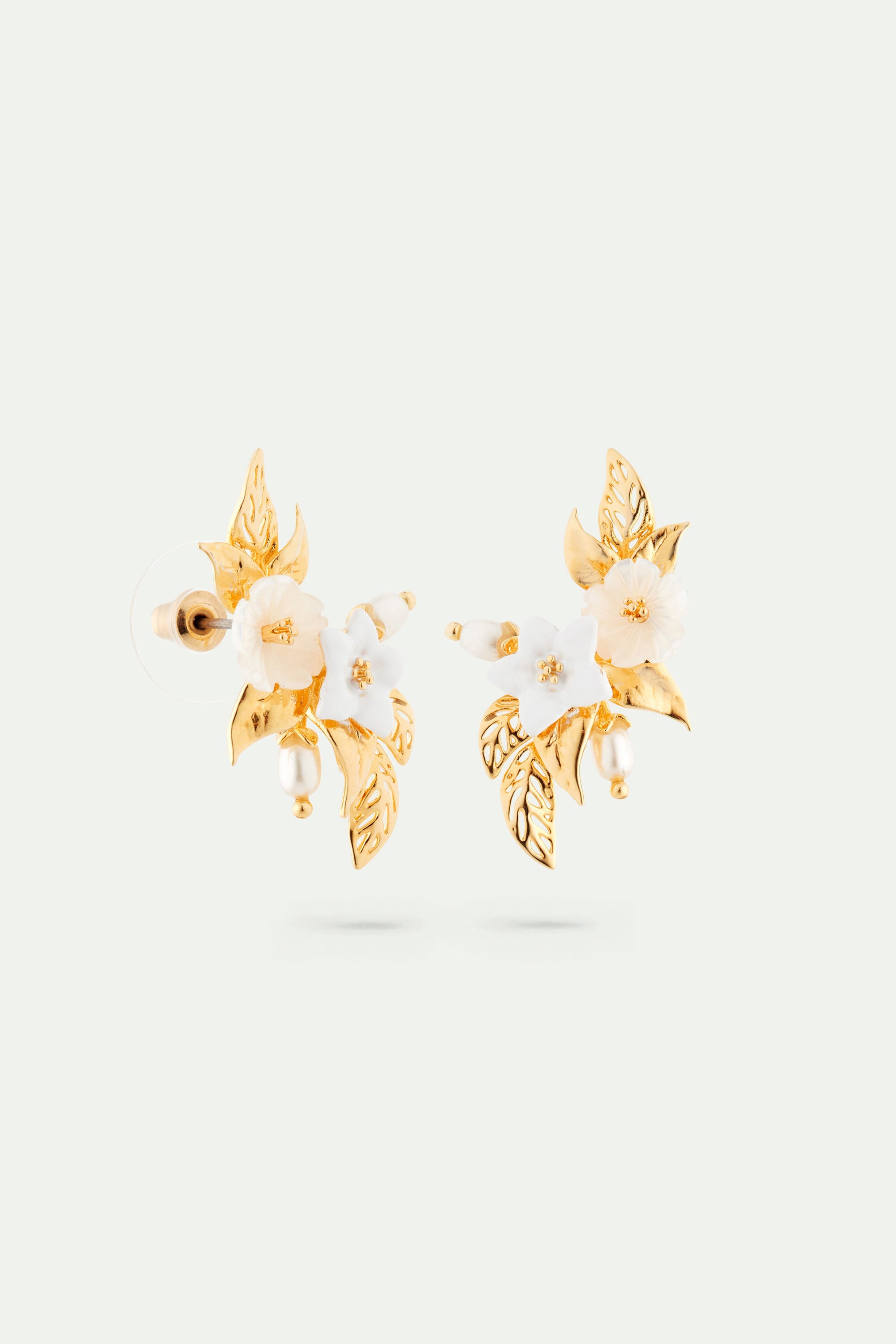 White jasmine and gold-plated leaves earrings