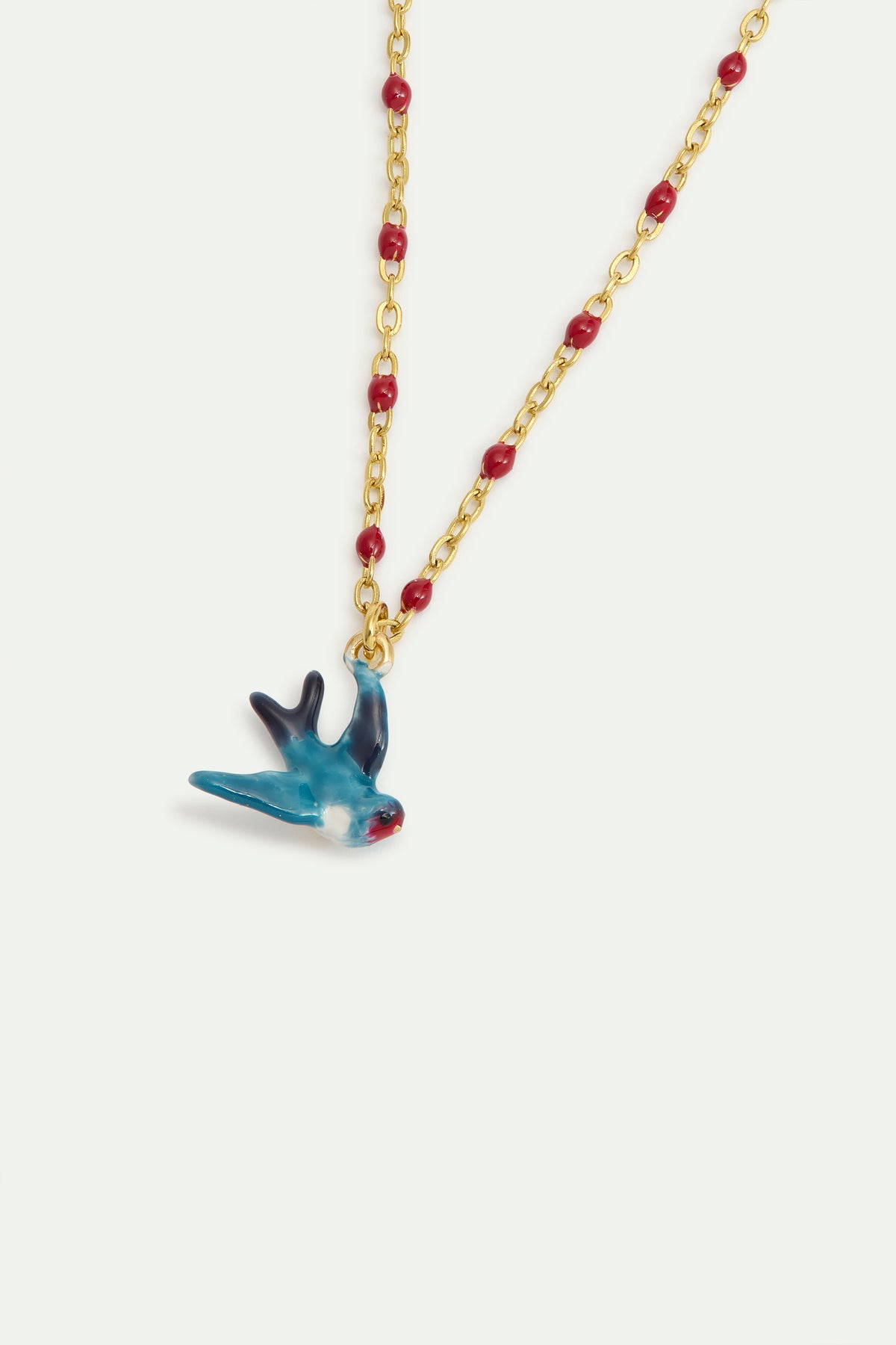 Collar colgante golondrina azul