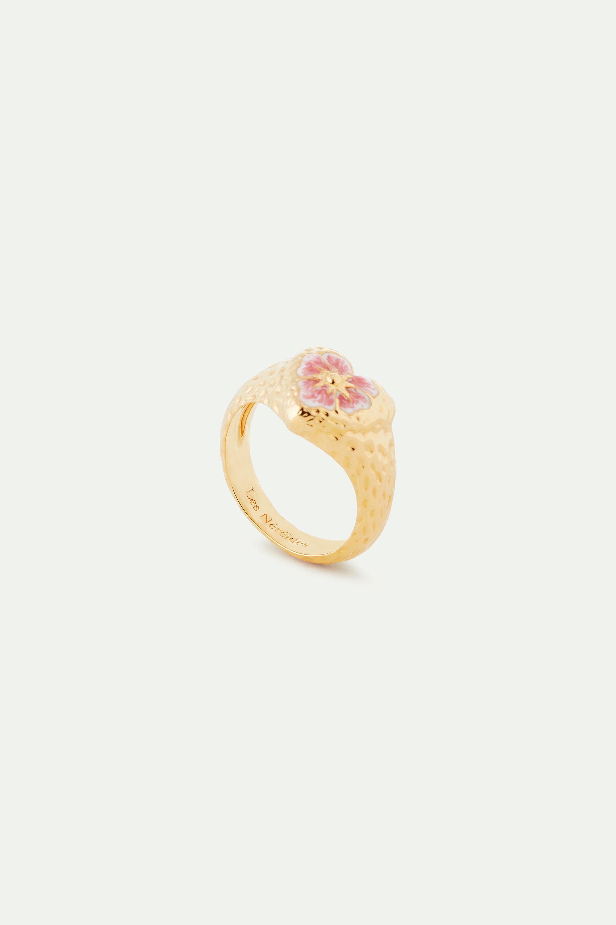 Heart and pansy flower cocktail ring