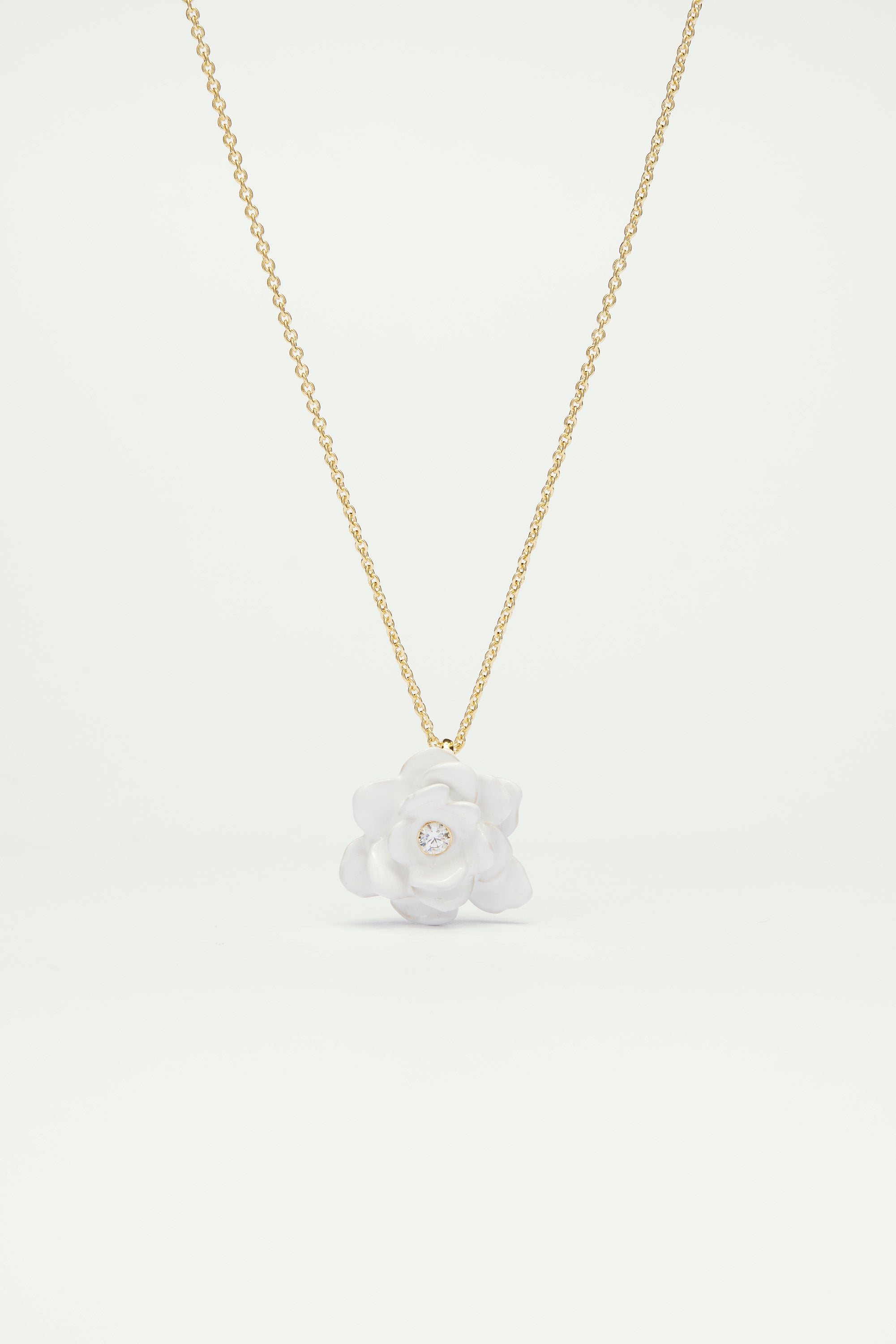 Gardenia and cut glass stone fine necklace