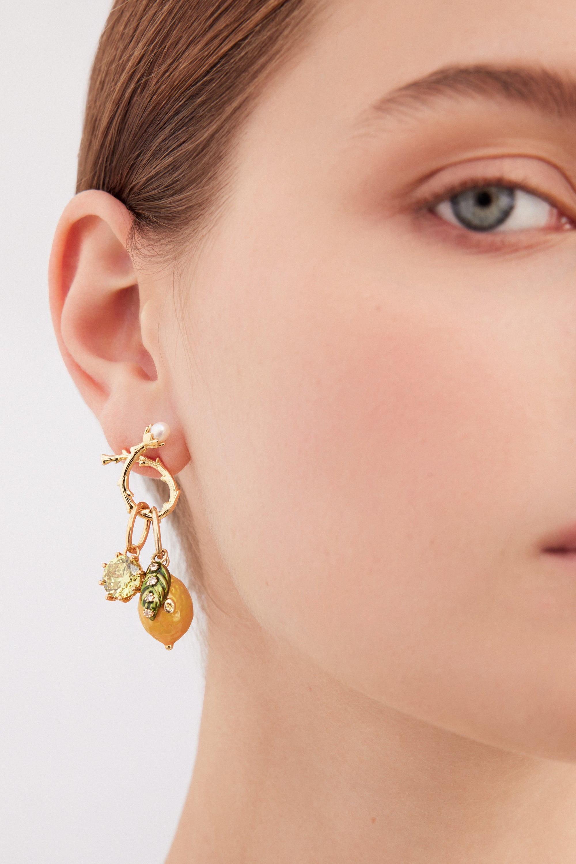 Lucky Green Pendant, Prosperity and Achievement - September