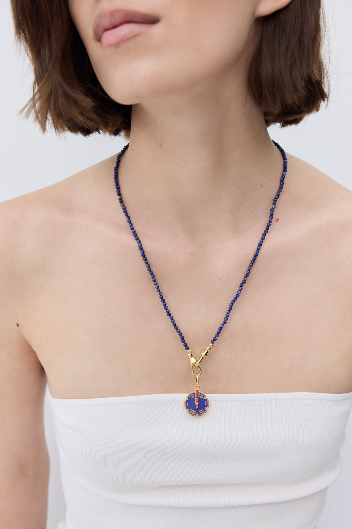 Collar fino de perlas azules de lapislázuli