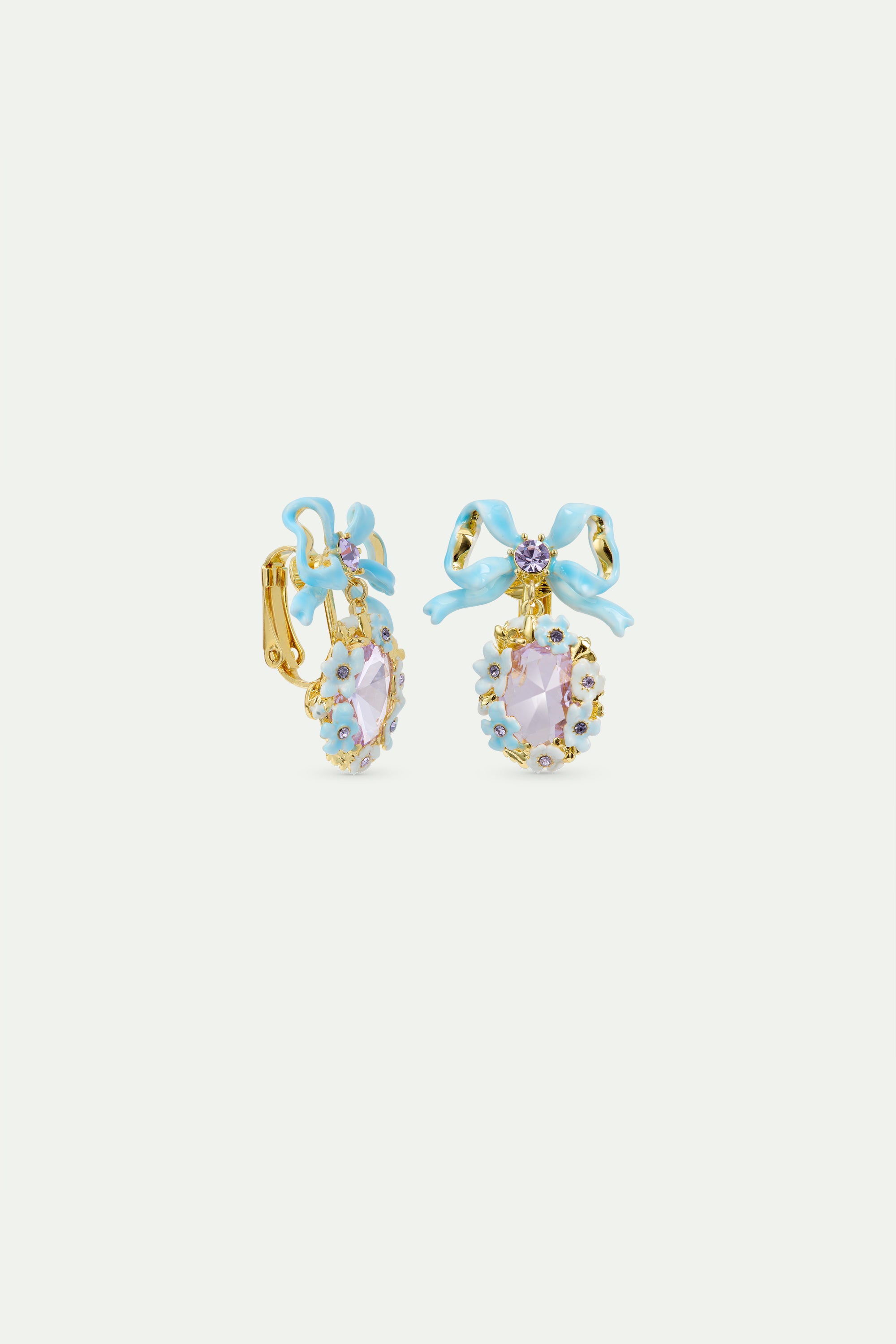 Pendientes boda piedra violeta facetada, flores y lazo azul