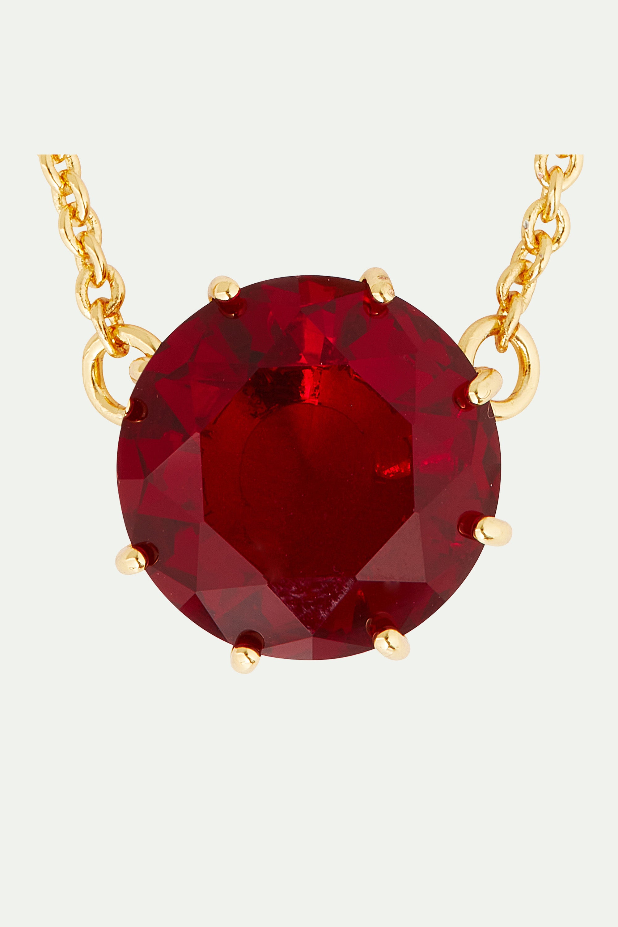 Garnet red diamantine Round pendant necklace
